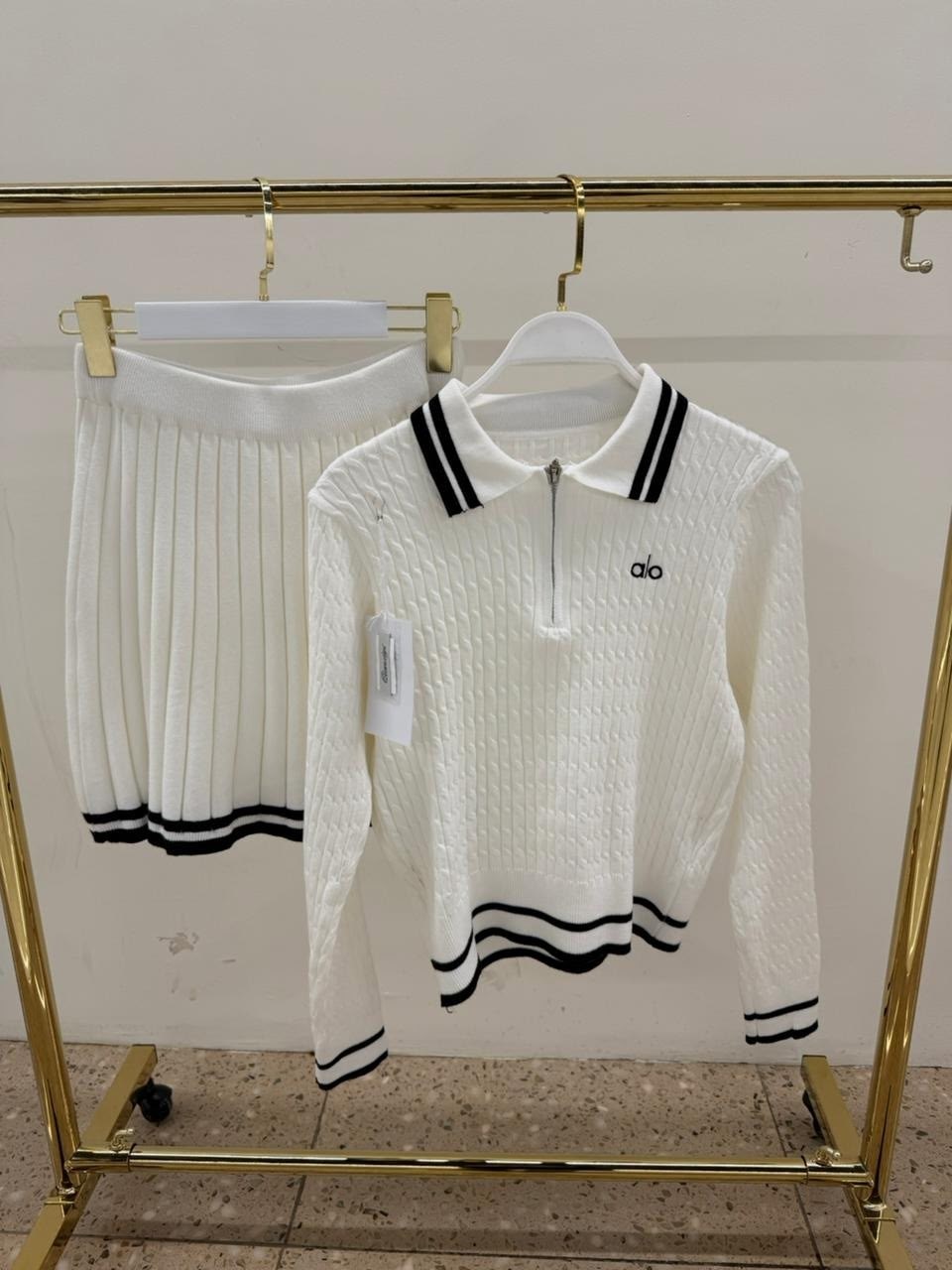 трикотажные костюмы,модные комплекты,женская кофта,костюм с юбкой женский,кофта и юбка