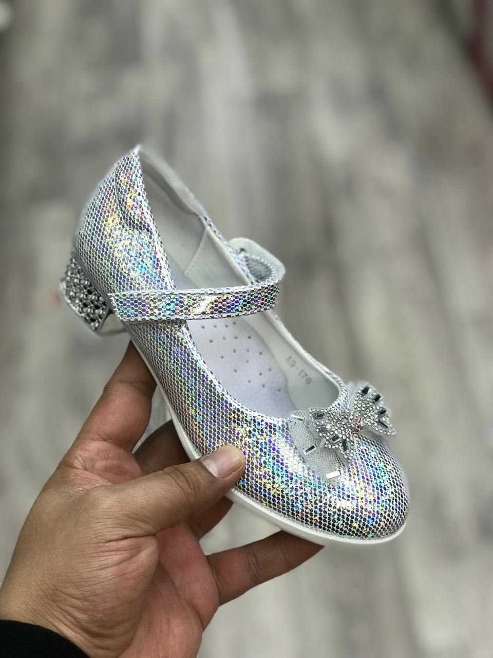 туфли для девочек,нарядные туфли для девочек,золотые туфли для девочки,детские туфли,