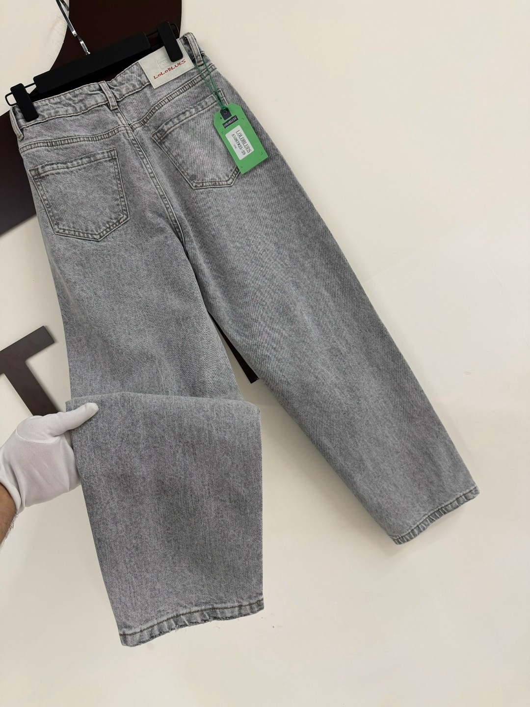 джинсы женские,джинсы стильные,джинсы модные,широкие джинсы,джинсы мом