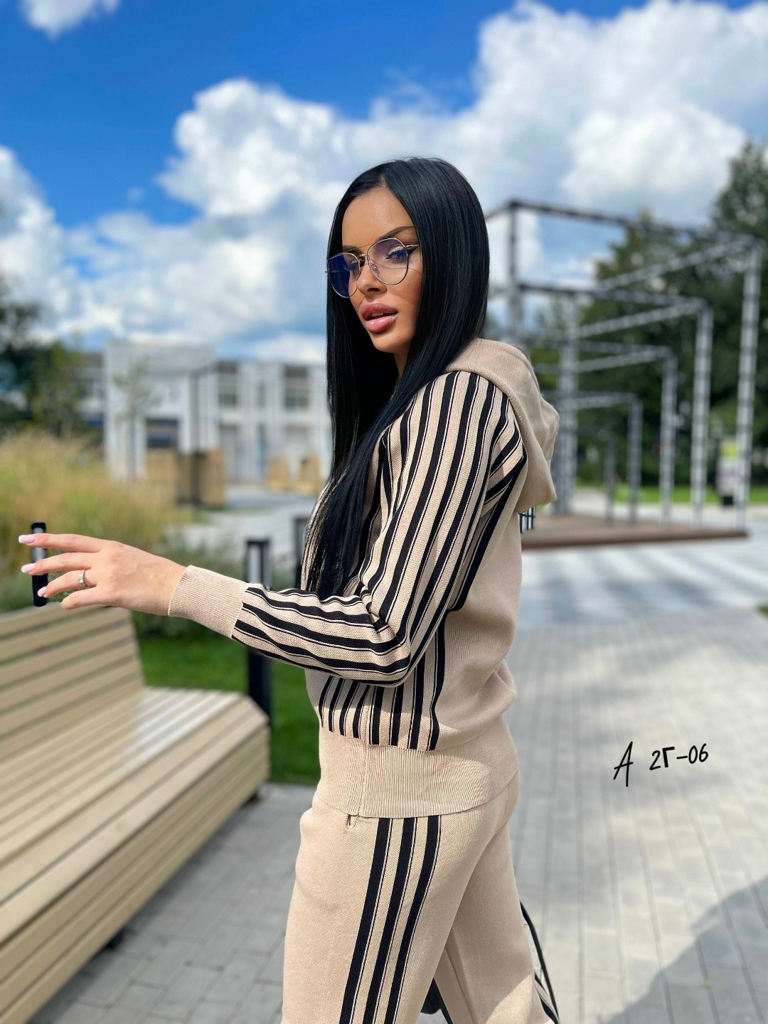 трикотажные костюмы,вязаные костюмы,костюмы спортивные женские,костюм бежевый,женский трикотажный костюм