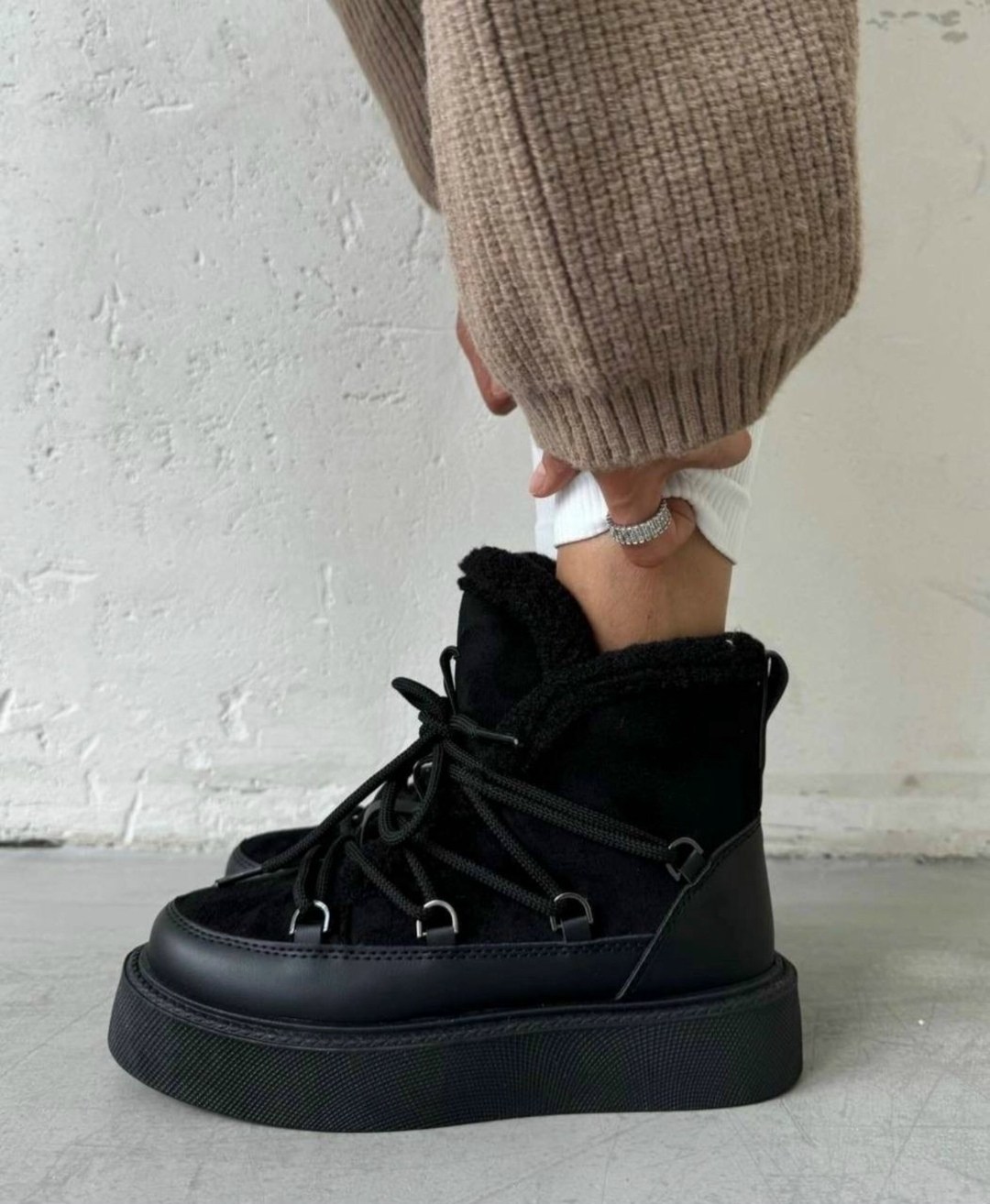 ,модная , женская,угги зимние на платформе,ботинки замша