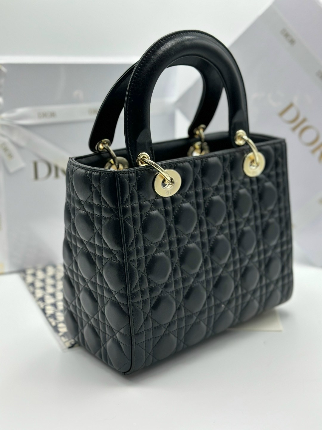 dior сумка,сумка lady dior,сумка женская dior,сумки диор,christian dior сумка