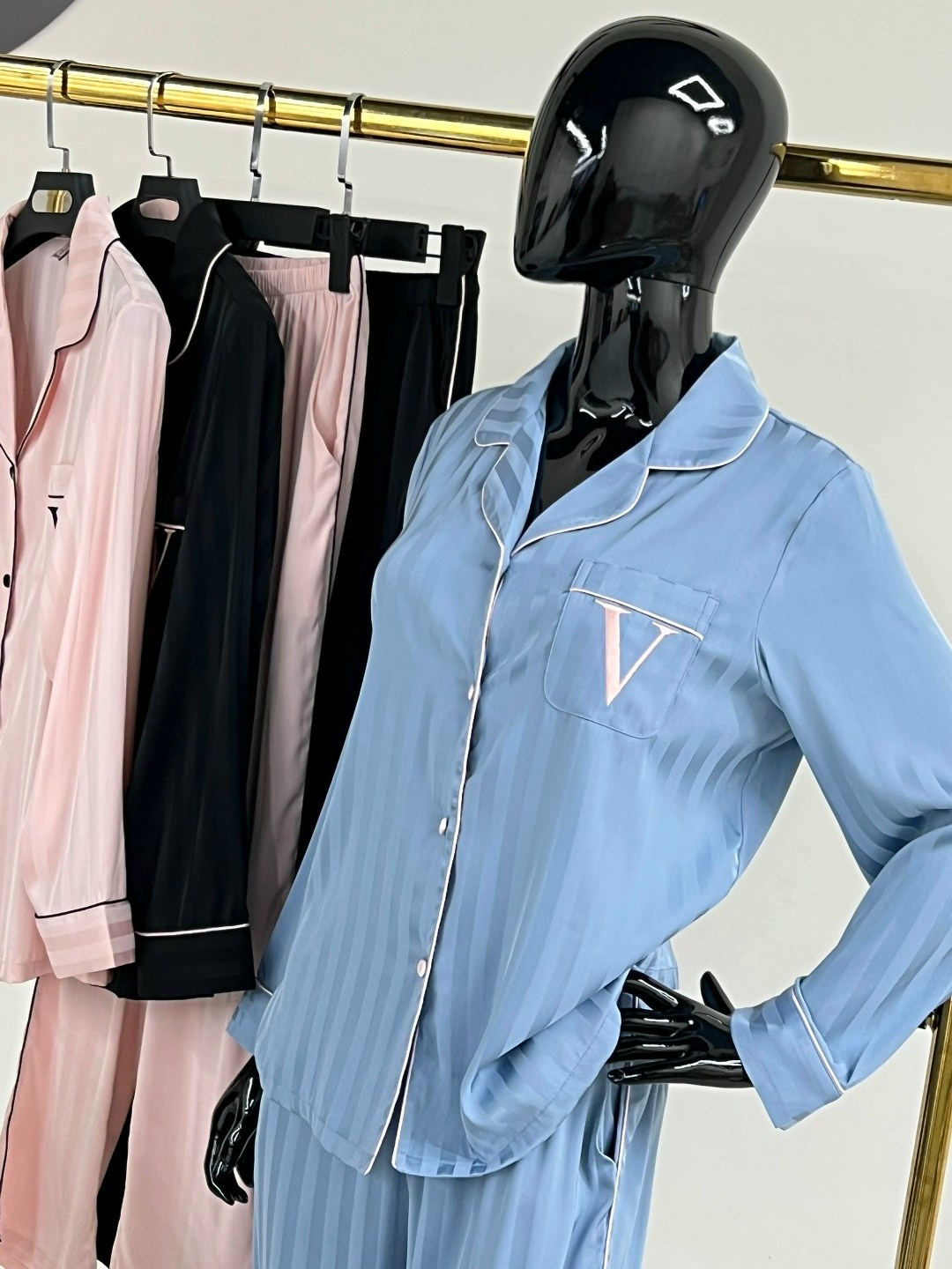 женская пижама,пижама комплект,пижама женская атласная,пижама виктории сикрет,пижама женская с штанами