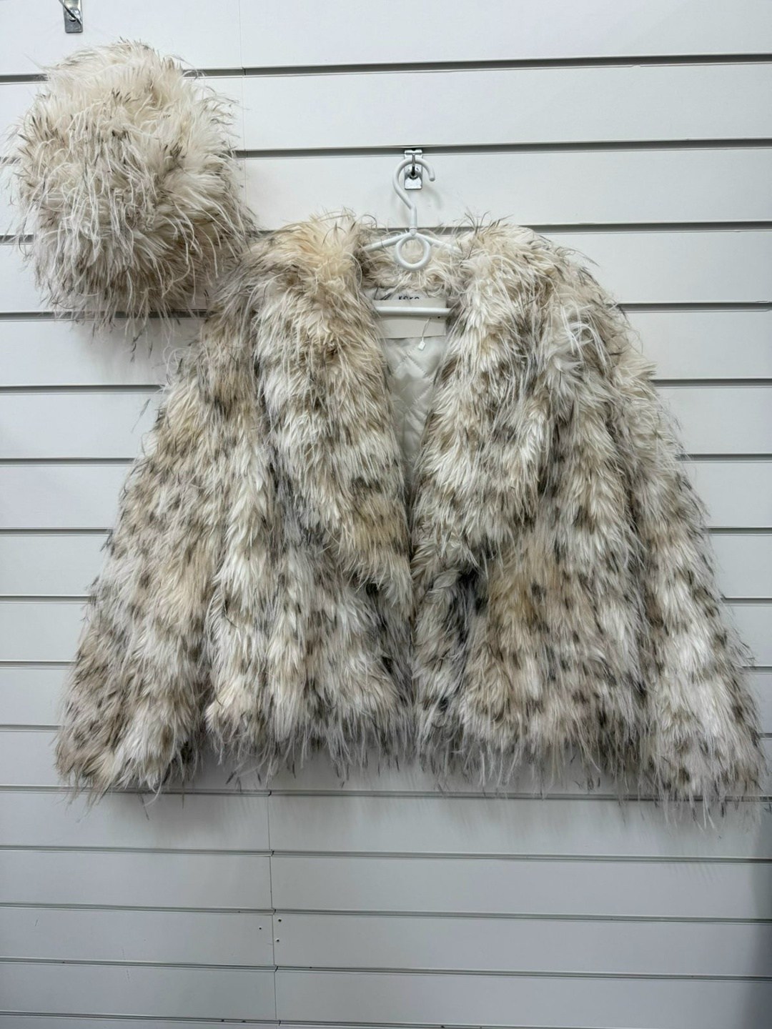 шуба из ламы,шуба искусственная,шуба из искусственного меха,шуба из экомеха,шуба искусственная женская