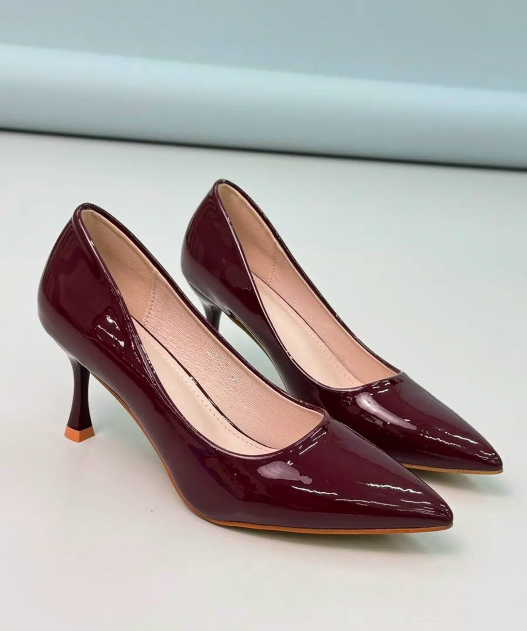 туфли на устойчивой каблуке,эконика туфли черные лодочки,туфли на устойчивом каблуке вечерние,туфли женские,туфли на каблуках