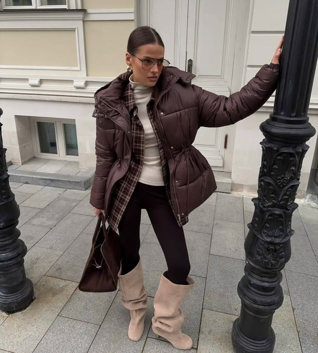 стильная куртка,пуховик черный,куртка пуховик,женская куртка зимняя,куртка с поясом