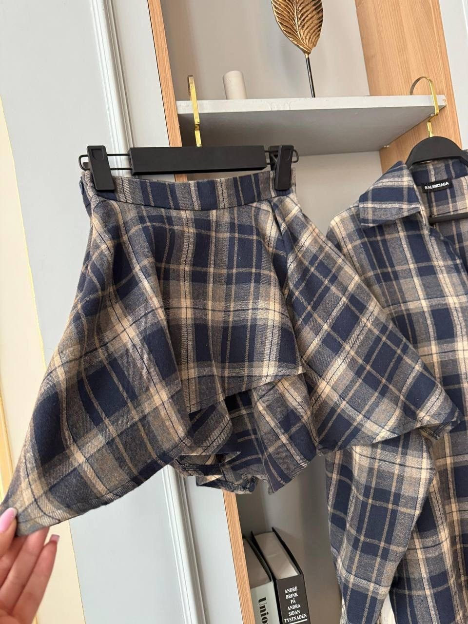 модная ,костюм в клетку,костюм с юбкой и рубашкой,стильное