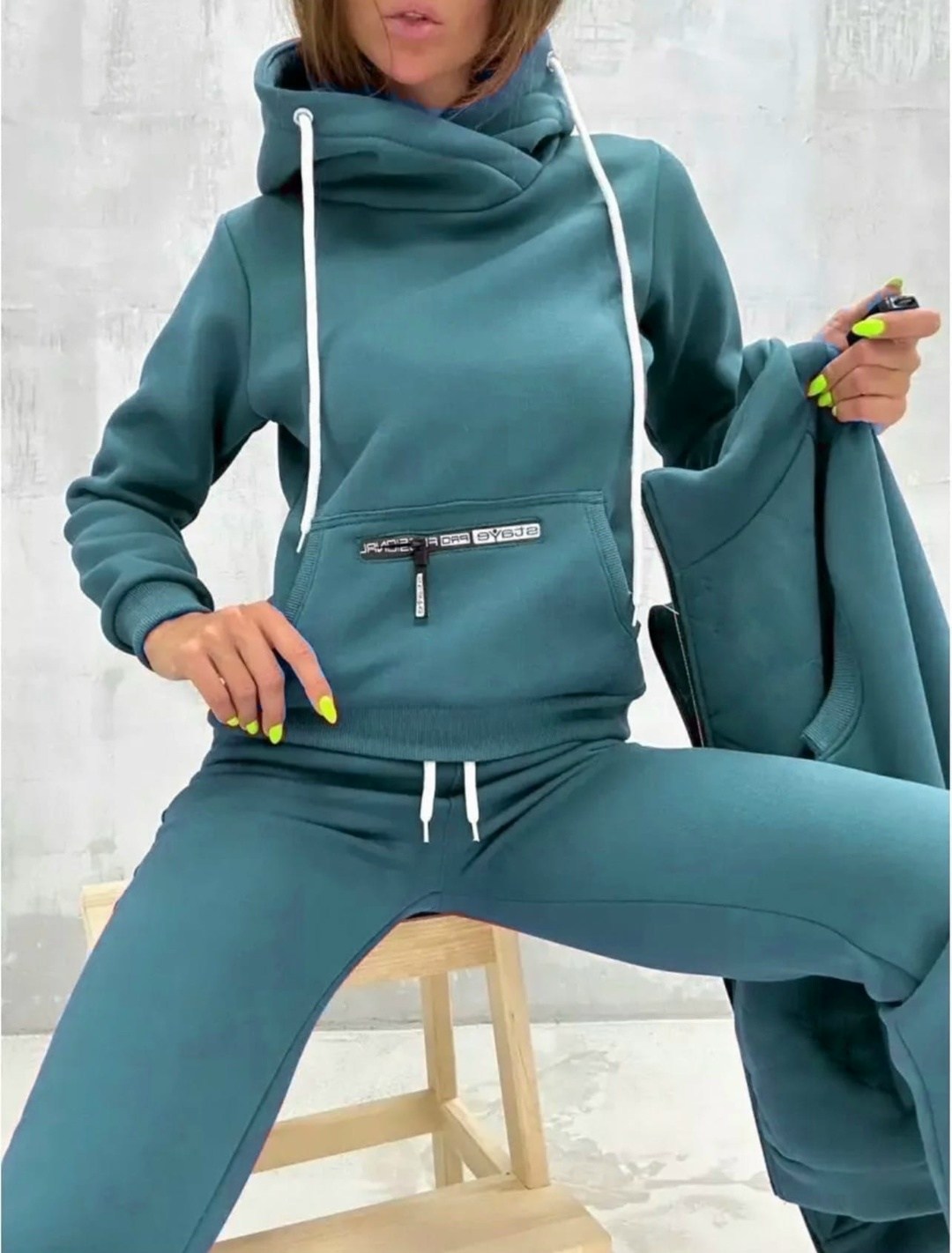 спортивные костюмы женские,женский спортивный костюм тройка,спортивный костюм тройка из футера,утепленный спортивный костюм,спортивный костюм тройка с начесом