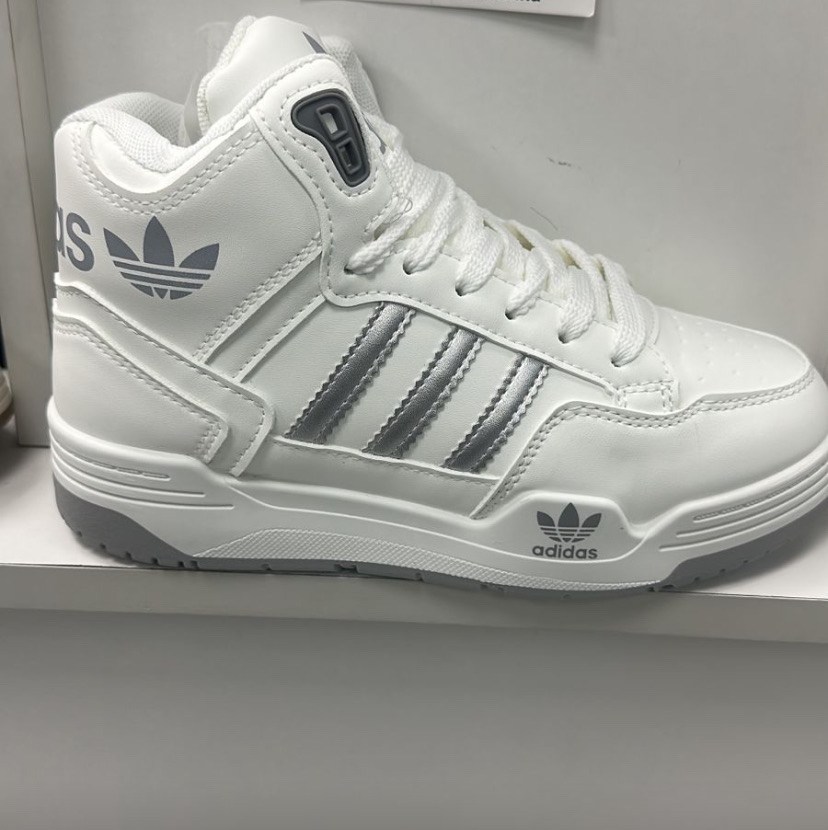 кроссовки зимние adidas,кроссовки adidas зимние высокие с мехом adidas,высокие кроссовки адидас женские,кроссовки adidas,adidas кроссовки женские