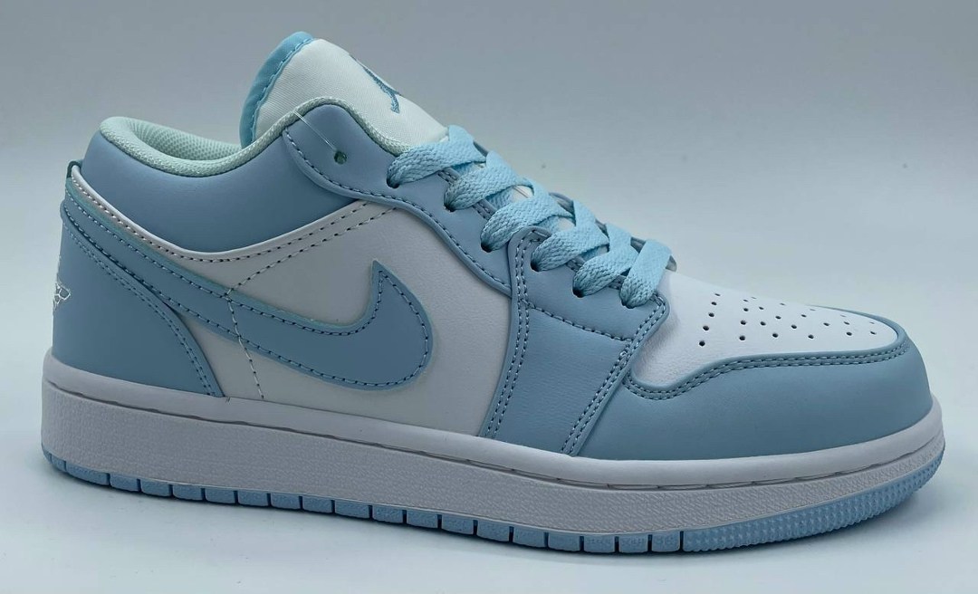 nike air jordan 1 retro high og,кроссовки air jordan 1 retro high og, женская,air jordan 1 retro high og,air jordan 1 retro high og university blue