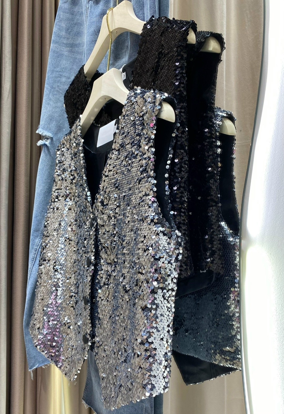 пиджак блестящий,блестящая куртка,куртка модная,куртка с блестками