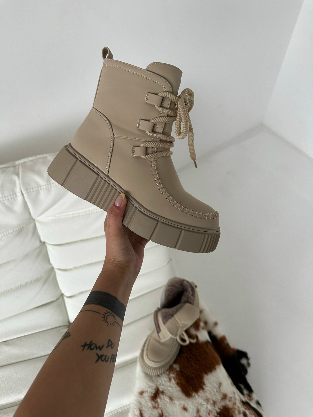 ,ботинки женские,ботинка женские зимние,женская зимняя ,ботинки женские на платформе