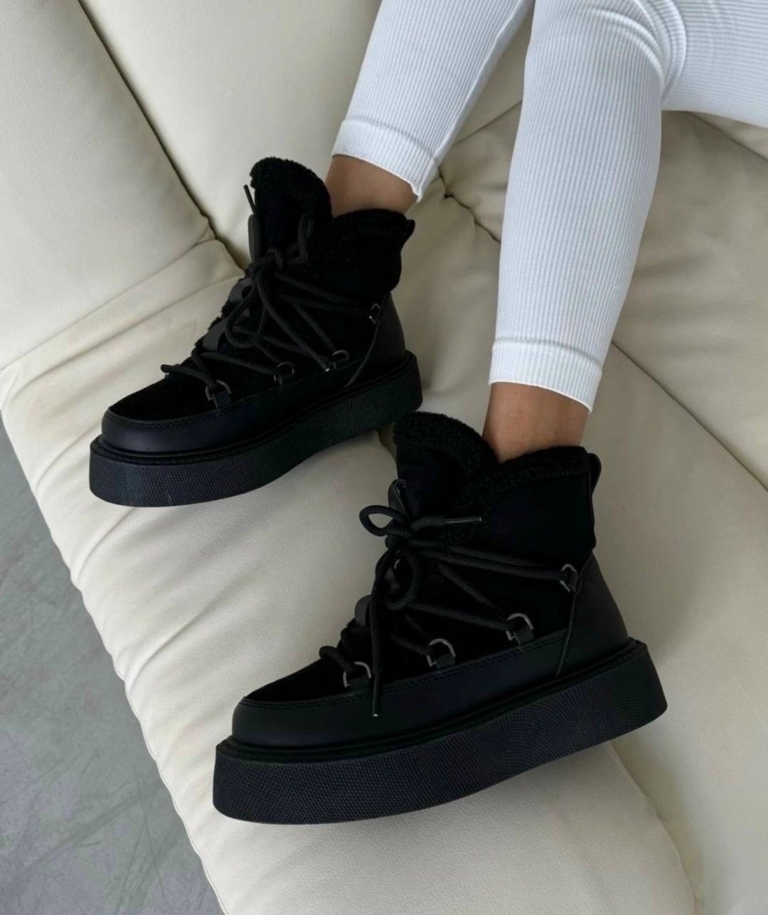 ,модная , женская,угги зимние на платформе,ботинки замша