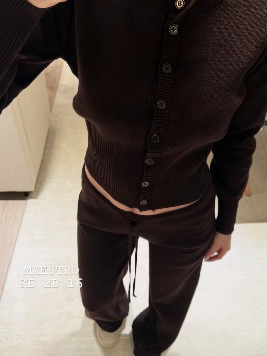 бежевый костюм,костюм трикотажный,вязаные костюмы,вязаные костюмы женские,костюмы женские