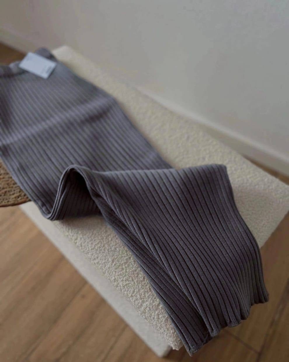 женская трикотажная юбка средней длины,трикотажная юбка,женская вязаная юбка,вязаная юбка миди,юбка средней длины