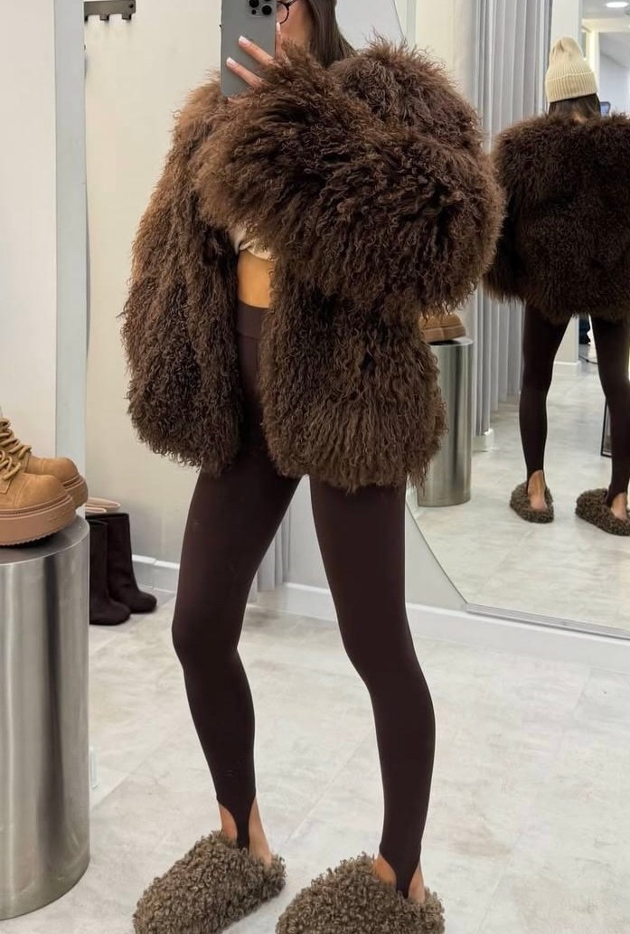 шуба из ламы,шуба модная,шуба искусственная,меховое пальто,шубка