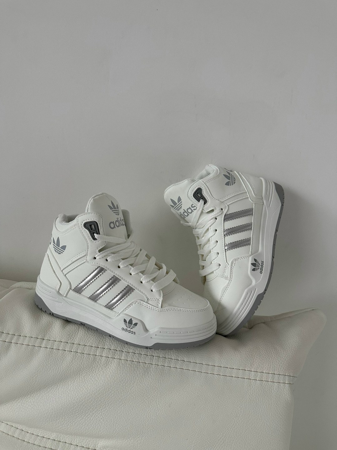 кроссовки зимние adidas,женские кроссовки,кроссовки adidas,кроссовки зимнее,кроссовки зимние женские