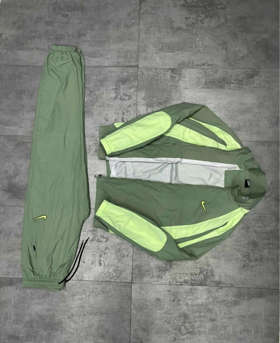 спортивные костюмы nike,спортивные костюмы мужские,спортивный костюм мужской nike,спортивные костюм,спортивный костюм плащевка мужской