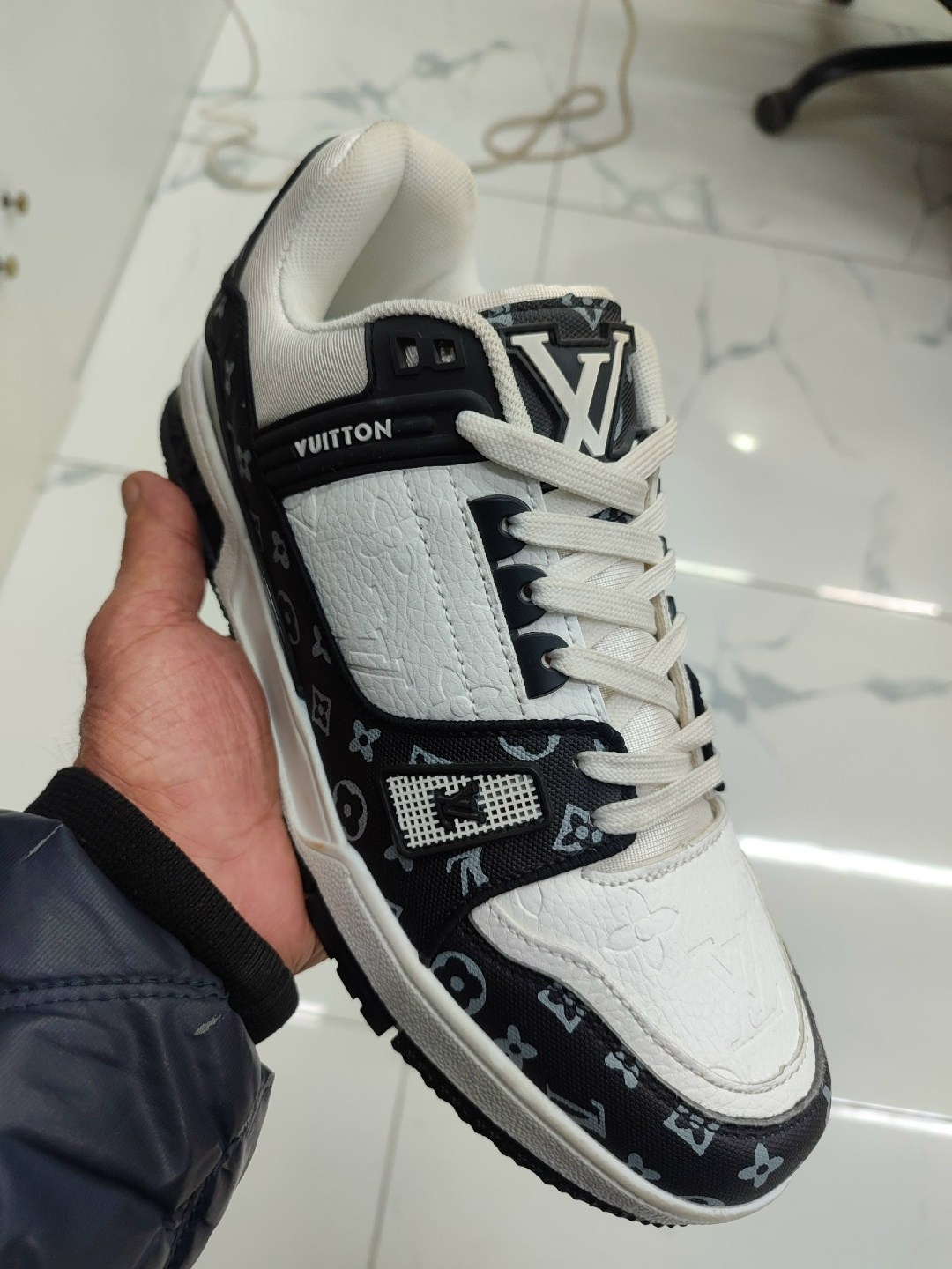 кроссовки louis vuitton trainer,кроссовки louis vuitton,кроссовки louis vuitton мужские,луи виттон кроссовки,кеды louis vuitton trainer