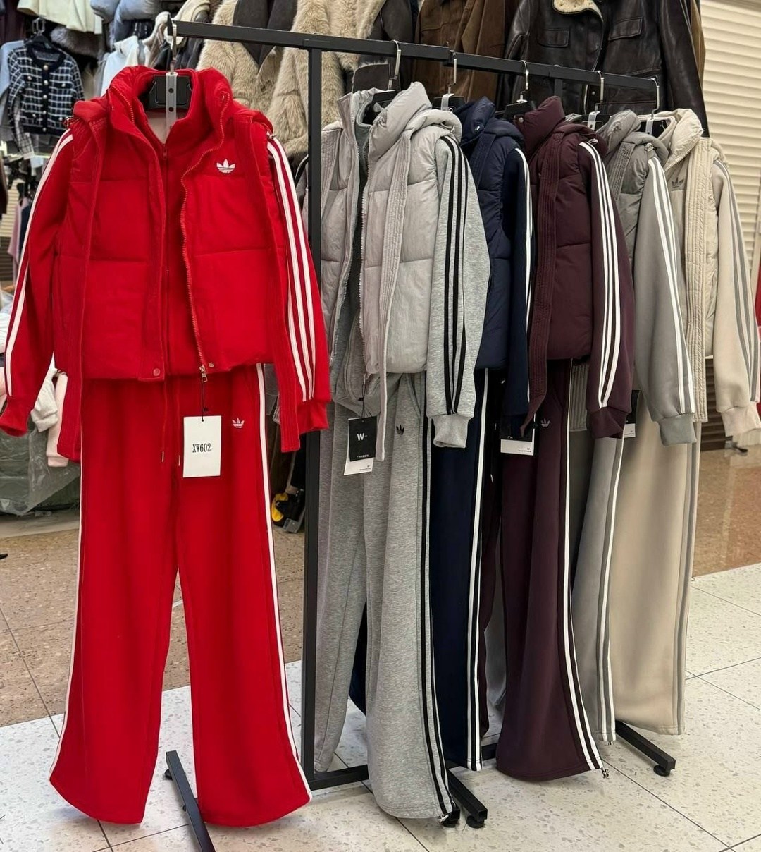 adidas костюм спортивный,костюмы спортивные женские,спортивный костюм женский adidas,спортивные костюмы адидас,спортивные костюмы