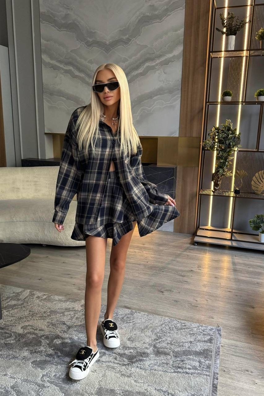 модная ,костюм в клетку,костюм с юбкой и рубашкой,стильное