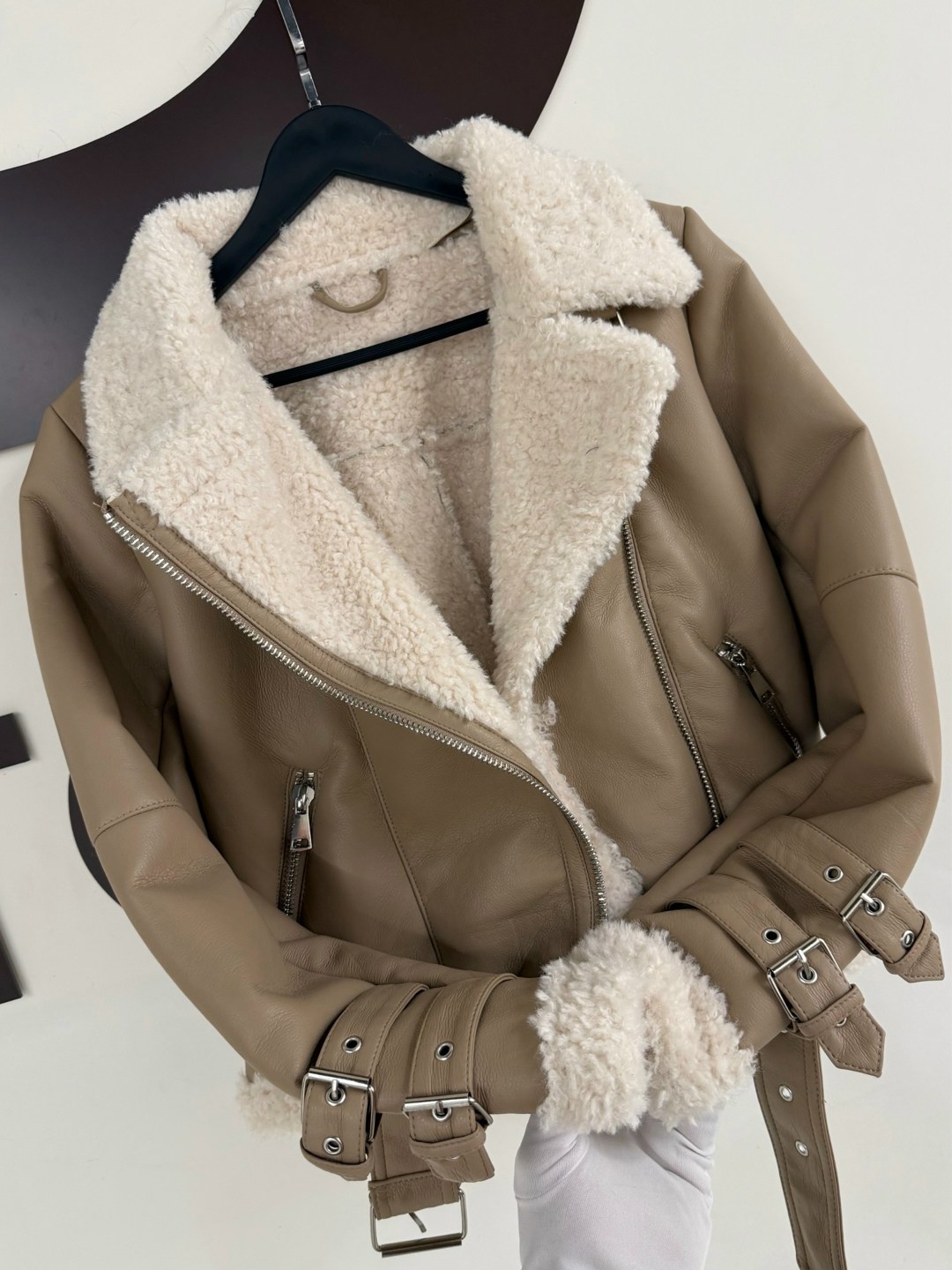 дубленка авиатор,женская дубленка,зимние куртки,укороченная дубленка,стильная дубленка