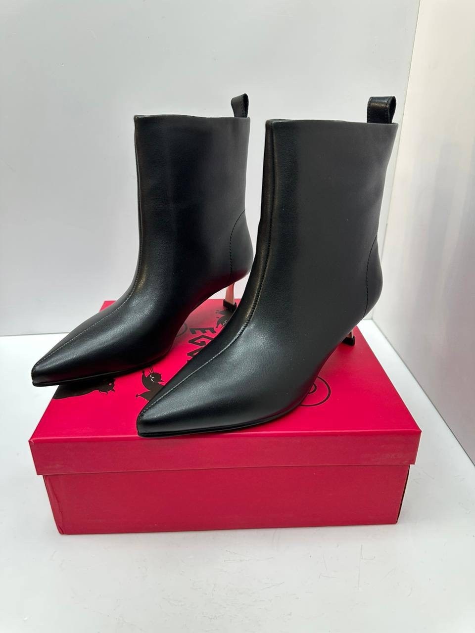 женские ботильоны,модные ботильоны,женские ботильоны с острым носком,, женская