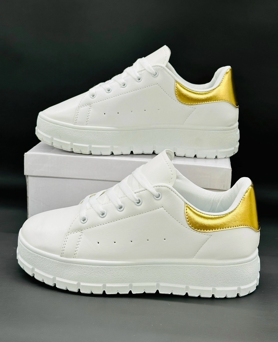 ,кроссовки женскиe,спортивный ,женские белые кроссовки,кроссовки белая