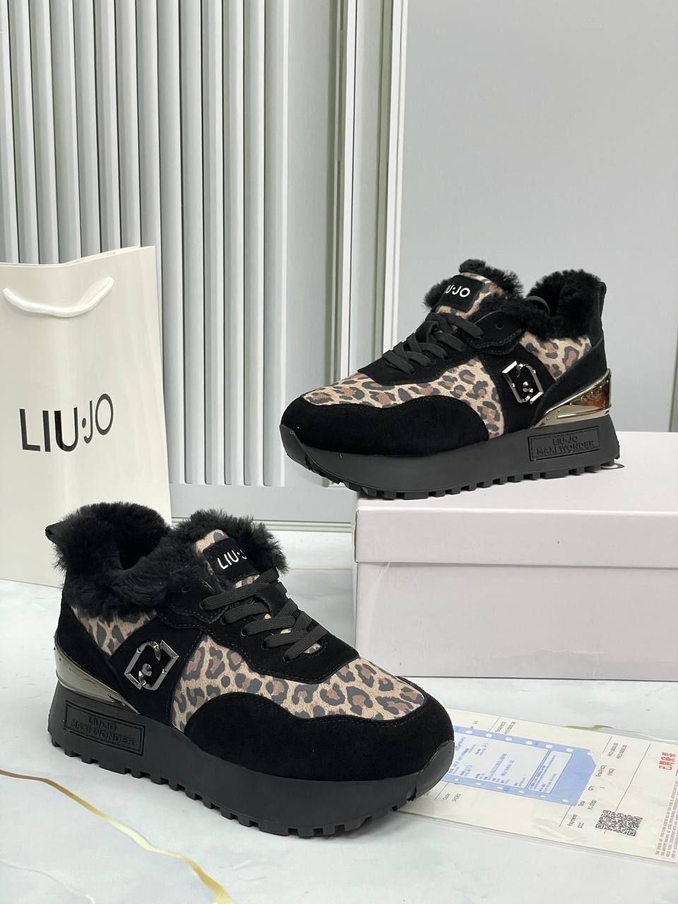,женские кроссовки,женская ,кроссовки liu jo,кроссовки замшевые