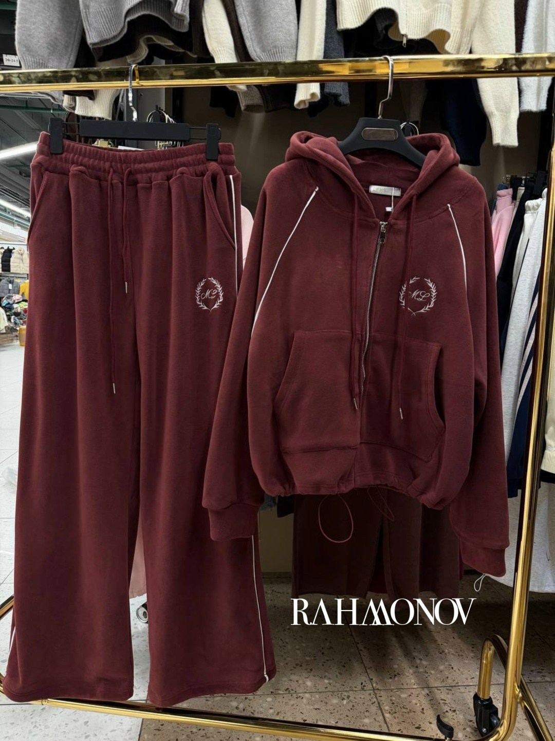 костюмы спортивные женский,cпортивный костюм велюровый,спортивные костюм,велюровые костюмы,cпортивный костюм женский на флисе