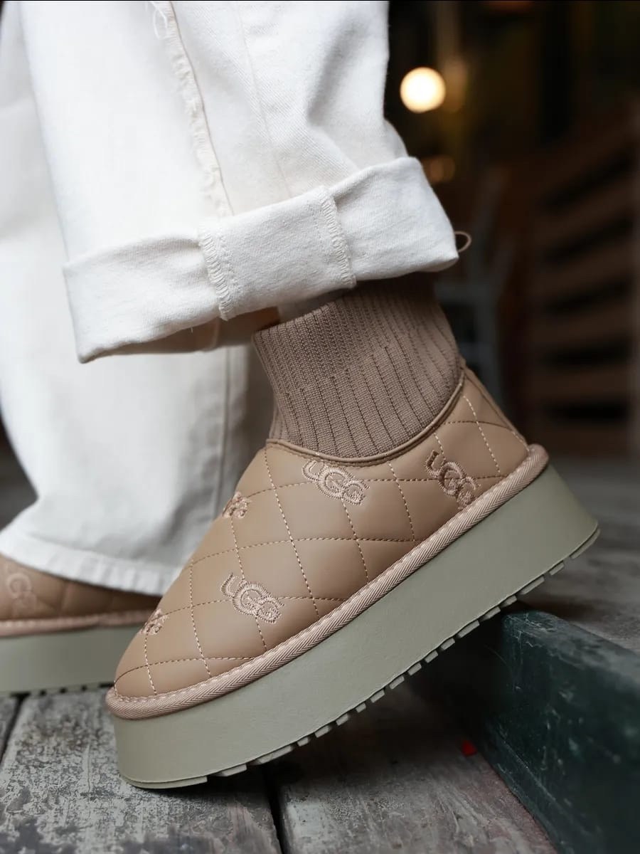 ,теплая ,женские угги,модная женская ,женская зимняя