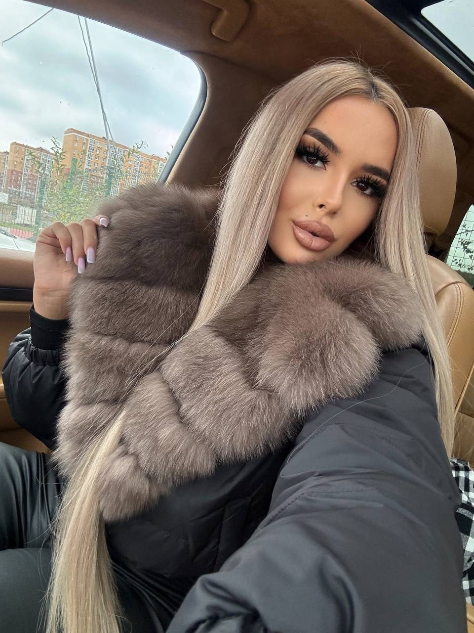 куртка женская с натуральным мехом,пуховики с натуральным мехом,куртка пуховик с натуральным мехом,куртка с мехом,пуховики с мехом