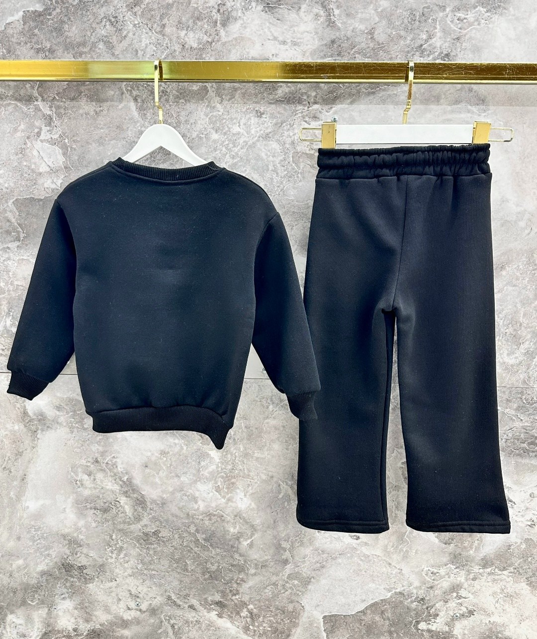 одежда для девочек,спортивные костюм,спортивные костюмы для девочек,свитшот и брюки,костюмы для девочек