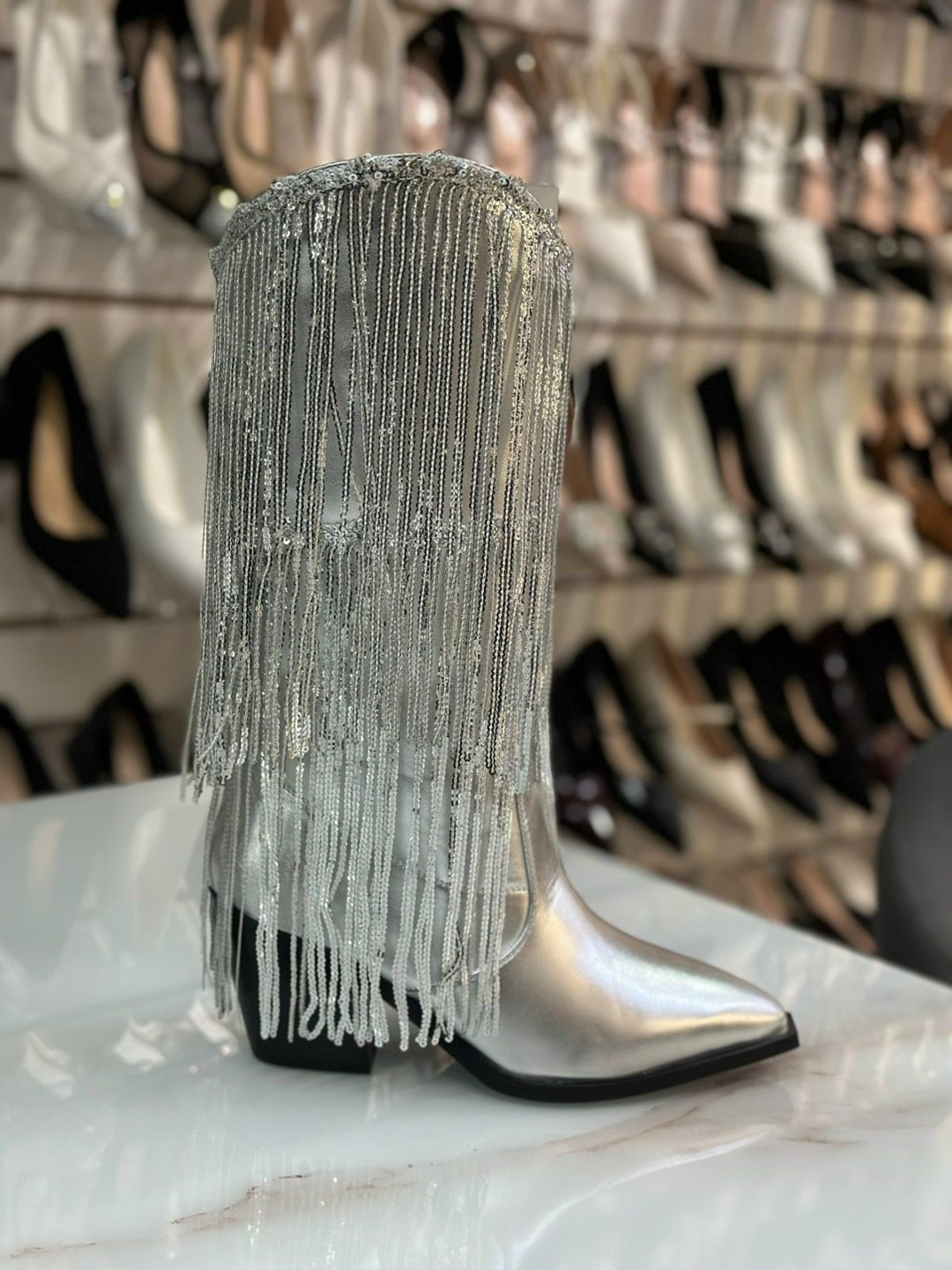 ,женские ковбойские сапоги,сапоги с бахромой,модные сапоги,женские сапоги