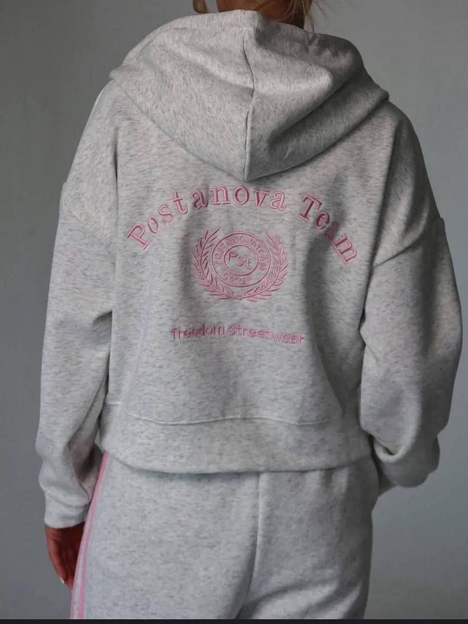 спортивные костюмы женские,стильные костюмы,спортивные костюм,костюм женские спортивные костюмы,спортивные костюмы на флисе