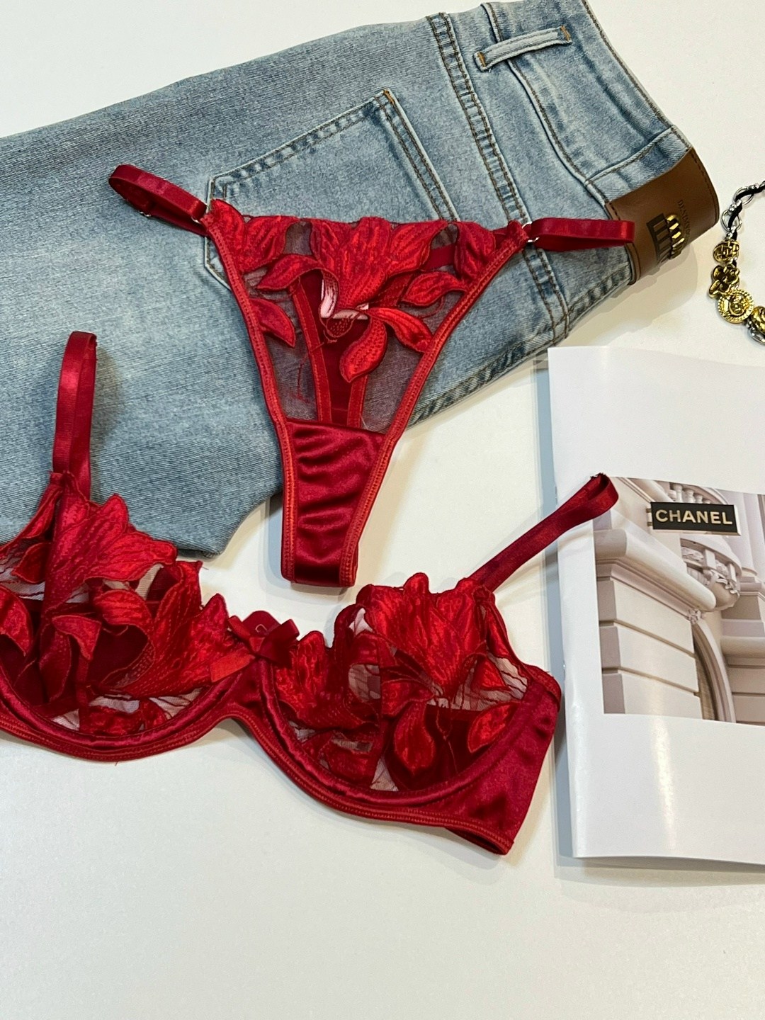 комплект нижнего белья,нижнее белье кружевное комплект,женский комплект нижнего белья с,нижнее белье красное,комплект нижнего белья сексуальное