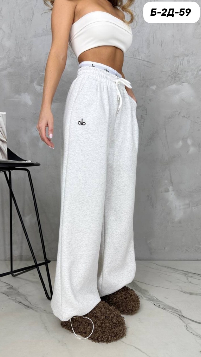 штаны спортивные женские,спортивные штаны,брюки спортивные,спортивные женские брюки,модные штаны