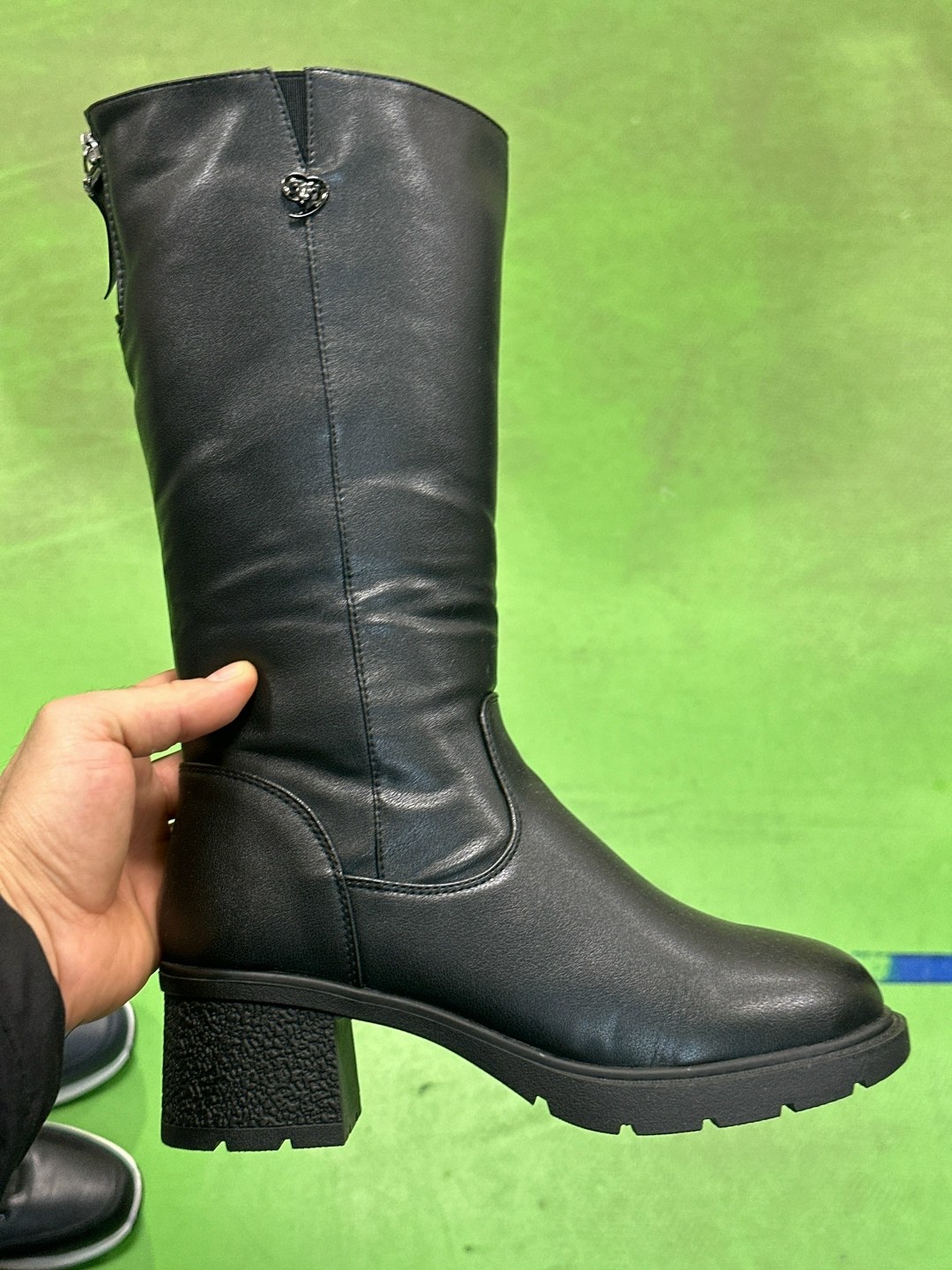 женские зимние сапоги,,сапоги зимние,сапожки,сапог женский