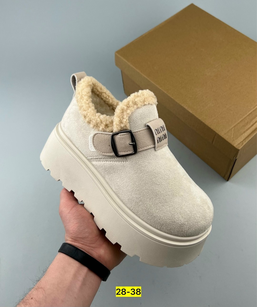 женские угги,,женская ,женская зимняя ,зимняя