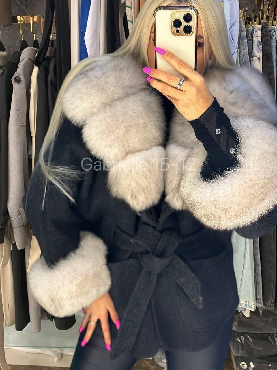 куртка женская с мехом,куртка с мехом,пуховики с натуральным мехом,пуховики с мехом,куртка с натуральный мехом