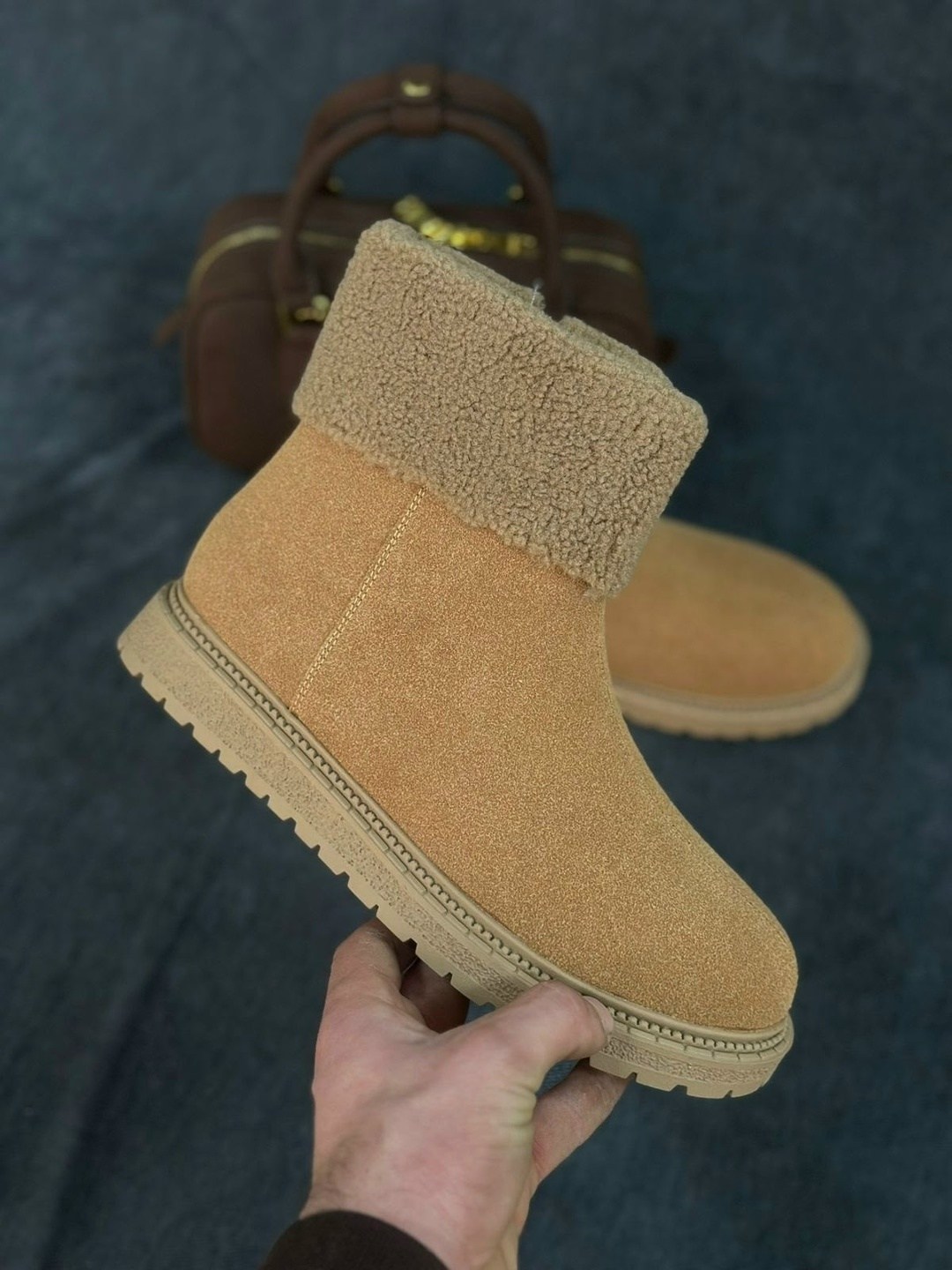 женская зимняя ,,зимние ботинки,ботинки зимние ,зимняя