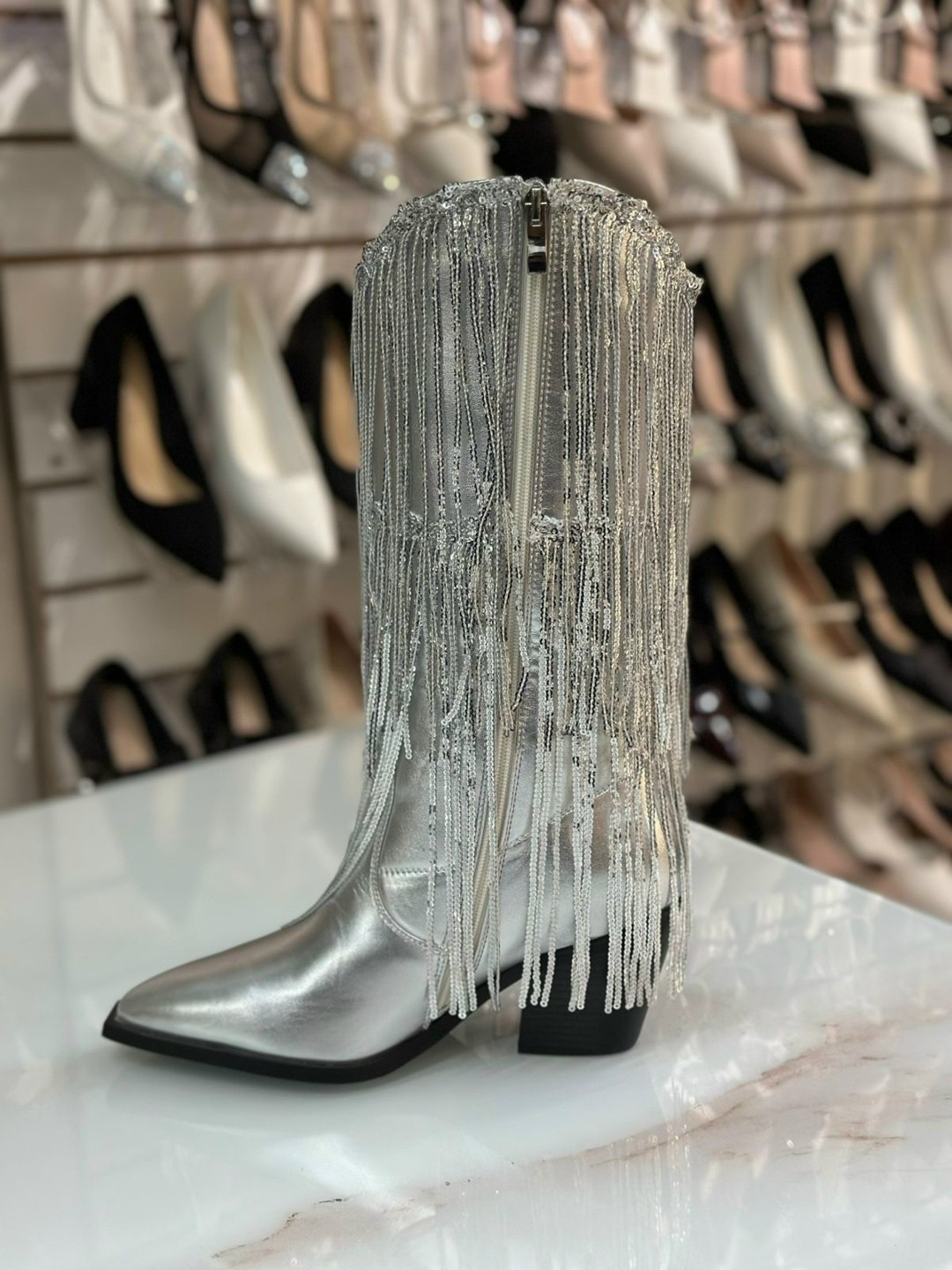 ,женские ковбойские сапоги,сапоги с бахромой,модные сапоги,женские сапоги