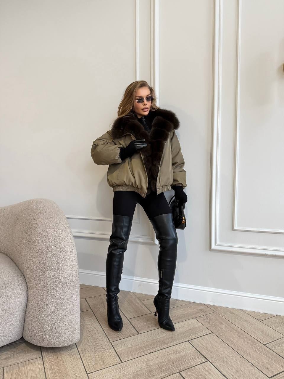 пуховики с мехом,стильные пуховики,пуховики с натуральным мехом,короткий пуховик,куртка пуховик зимний