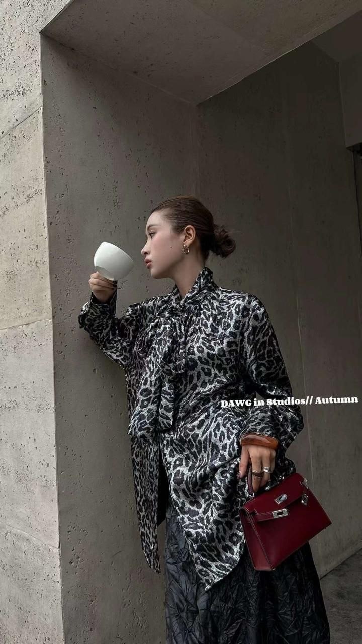 рубашка с леопардовым принтом,шелковая рубашка с леопардовым принтом,блузка леопардовая,блузка с леопардовым принтом,леопардовая рубашка