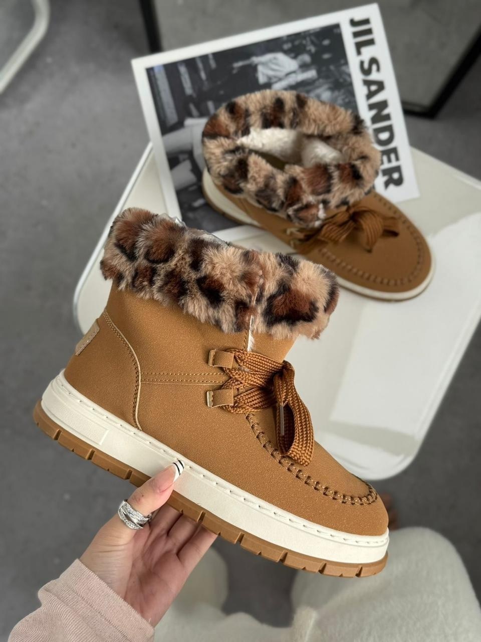 женские угги,зимняя женская ,,ботинка женские зимние,зимние угги