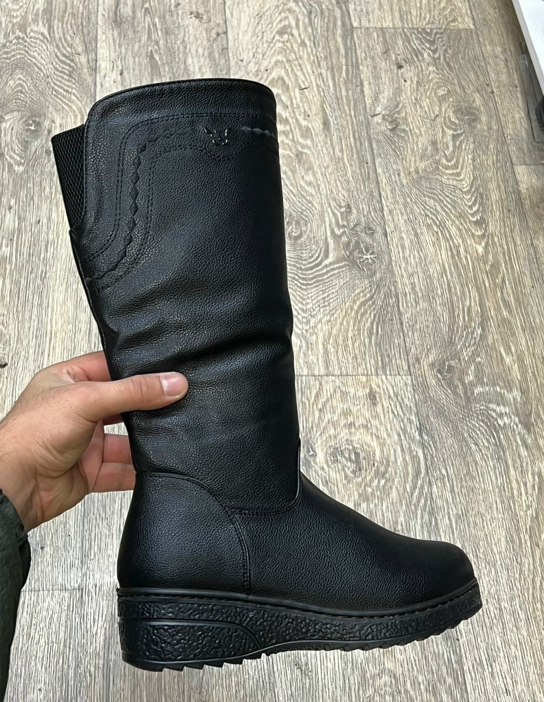 женские зимние сапоги,женские сапоги,,зимние сапоги,сапожки