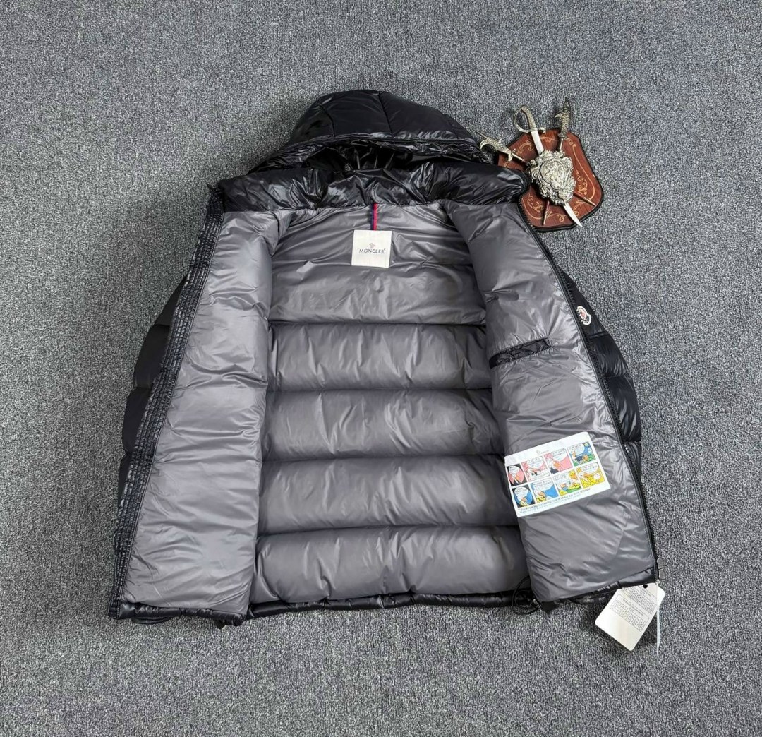 пуховик moncler мужской,moncler пуховик,куртка moncler,монклер куртка мужская,пуховики монклер