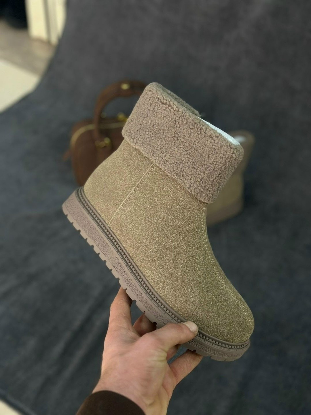 женская зимняя ,,зимние ботинки,ботинки зимние ,зимняя