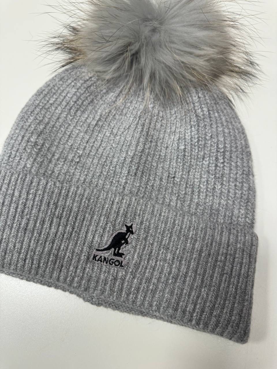 шапка с помпонами,шапка вязаная с помпоном серая,шапка с меховыми помпонами,вязаная шапка,шапка трикотажная