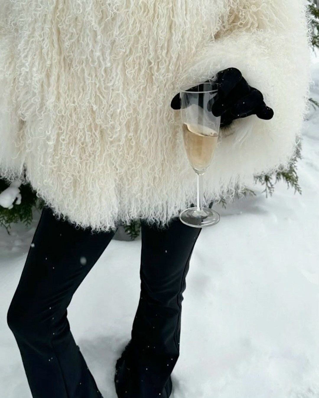 шуба из ламы,зимние образы,шубка свадебная,шуба зимняя,белая шуба